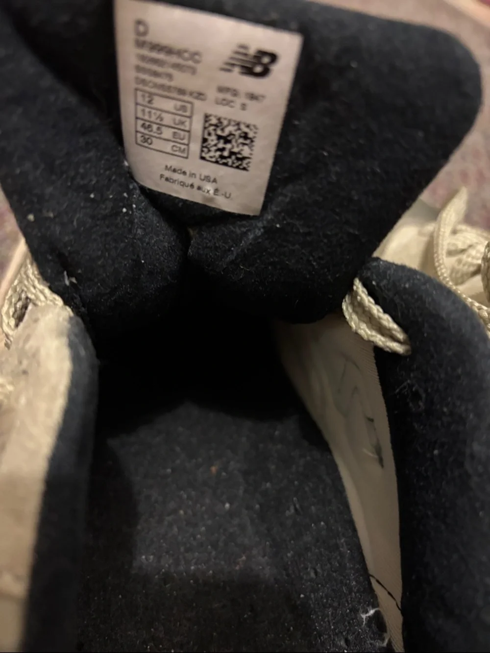 New Balance Olive Green and Beige Low-Top Sneakers - Picture 5 of 5